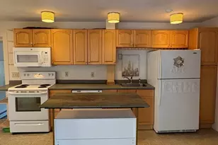 16 Highland St, Townsend, MA 01469 - Photo 5
