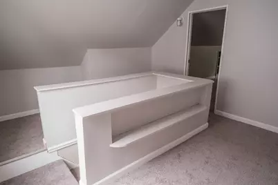 109 Powell Ave, Springfield, MA 01118 - Photo 21