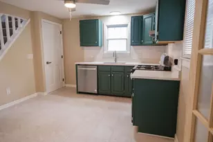 109 Powell Ave, Springfield, MA 01118 - Photo 9