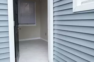109 Powell Ave, Springfield, MA 01118 - Photo 31