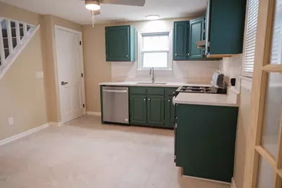 109 Powell Ave, Springfield, MA 01118 - Photo 9