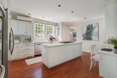 17 Chesham Road, Brookline, MA 02445 - Photo 7