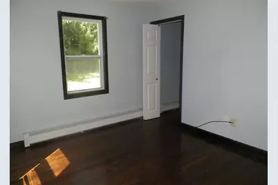 214 Grove Ave, Leominster, MA 01453 - Photo 9