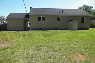 214 Grove Ave, Leominster, MA 01453 - Photo 29