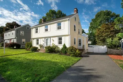 88 Elm St, Milton, MA 02186 - Photo 3