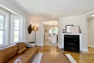 137 Cloran St, Springfield, MA 01109 - Photo 7