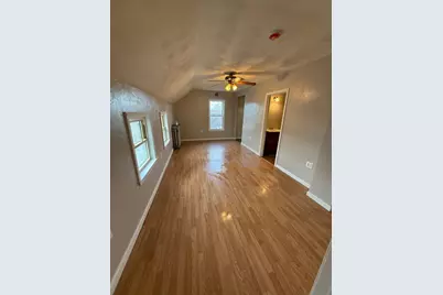 54-56 Mechanic St, Leominster, MA 01453 - Photo 9