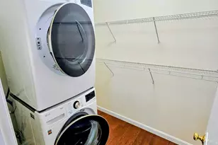 14 Dexter St, Worcester, MA 01607 - Photo 9