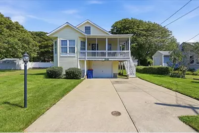 129 Balsam St, Fairhaven, MA 02719 - Photo 3