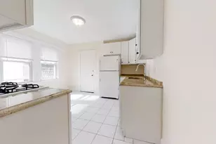12 Rockland, Newton, MA 02458 - Photo 3