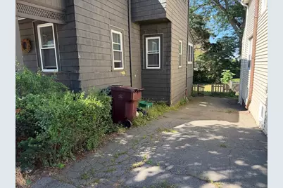 143 Bell Rock, Everett, MA 02149 - Photo 3