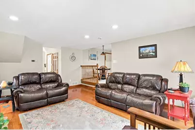 60 Valleyview Rd, Bellingham, MA 02019 - Photo 5