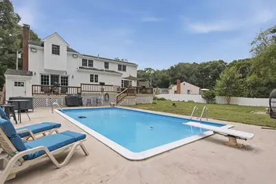 60 Valleyview Rd, Bellingham, MA 02019 - Photo 3