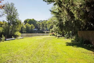 126 Sears Island Dr, Worcester, MA 01606 - Photo 41