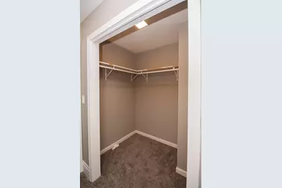 126 Sears Island Dr, Worcester, MA 01606 - Photo 29