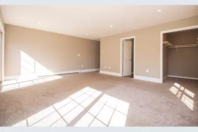126 Sears Island Dr, Worcester, MA 01606 - Photo 21