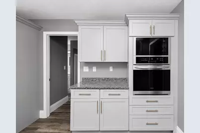 126 Sears Island Dr, Worcester, MA 01606 - Photo 9