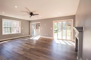 126 Sears Island Dr, Worcester, MA 01606 - Photo 17