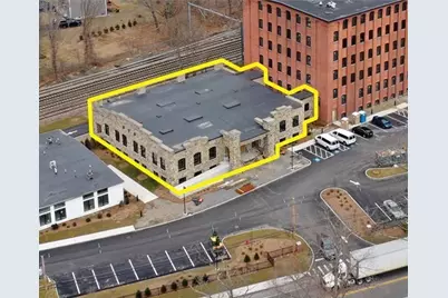 150 Oakland St, Mansfield, MA 02048 - Photo 1