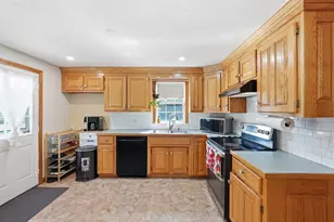 305 Mt Vernon St, Fitchburg, MA 01420 - Photo 7