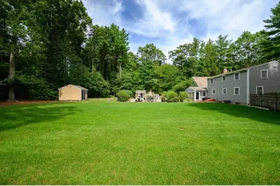 86 Edgewater Dr, Pembroke, MA 02359 - Photo 33