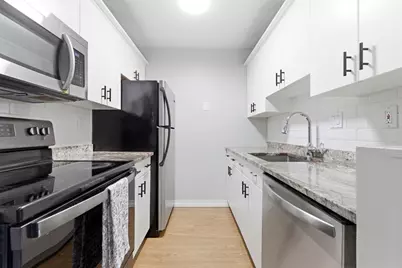 61 Wright St #102, Stoneham, MA 02180 - Photo 3