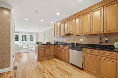 74 West St #13, Attleboro, MA 02703 - Photo 9