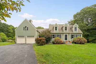 52 Moore Ln, Northborough, MA 01532 - Photo 1