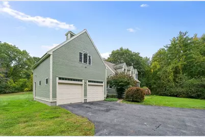 52 Moore Ln, Northborough, MA 01532 - Photo 3
