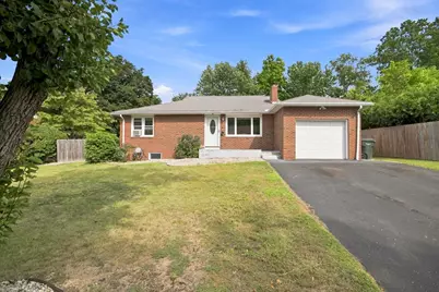 63 Martel Rd, Springfield, MA 01119 - Photo 3