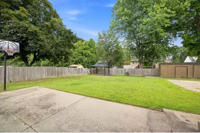 63 Martel Rd, Springfield, MA 01119 - Photo 13