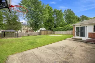 63 Martel Rd, Springfield, MA 01119 - Photo 11