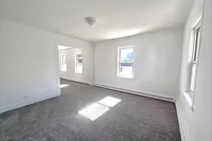 17 Church St, Taunton, MA 02780 - Photo 5