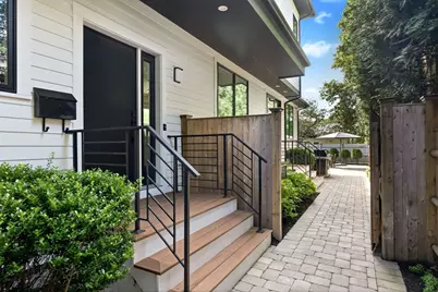64 Auburn St #64, Newton, MA 02466 - Photo 31