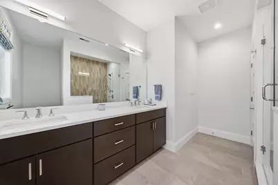 64 Auburn St #64, Newton, MA 02466 - Photo 19