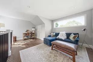 64 Auburn St, Newton, MA 02466 - Photo 25