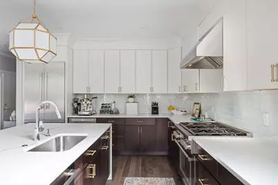 64 Auburn St #64, Newton, MA 02466 - Photo 9