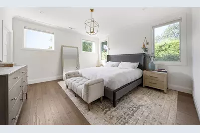 64 Auburn St #64, Newton, MA 02466 - Photo 17