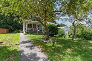 127 Kenmar Dr, Somerset, MA 02726 - Photo 3