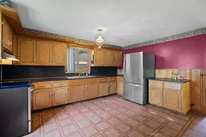 127 Kenmar Dr, Somerset, MA 02726 - Photo 9