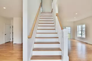 23D Crownshield, Uxbridge, MA 01569 - Photo 11