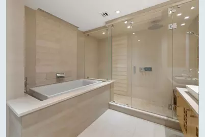 580 Washington St #PHE, Boston, MA 02111 - Photo 13