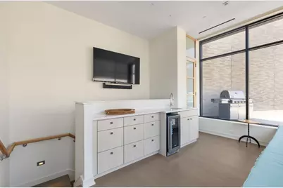 580 Washington St #PHE, Boston, MA 02111 - Photo 23