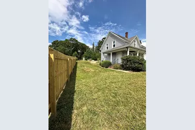 202 N Quarry St, Dartmouth, MA 02747 - Photo 3
