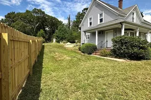 202 N Quarry St, Dartmouth, MA 02747 - Photo 3