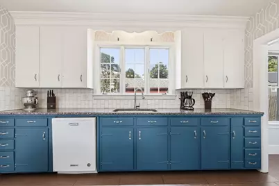 91 N Main St, East Longmeadow, MA 01028 - Photo 5