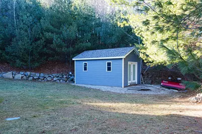300 Crownshield Avenue, Uxbridge, MA 01569 - Photo 25