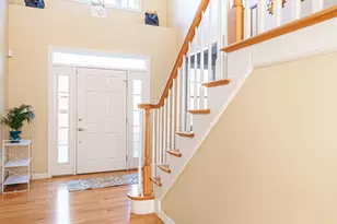 300 Crownshield Ave, Uxbridge, MA 01569 - Photo 5