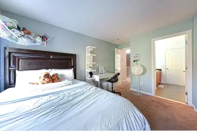 300 Crownshield Avenue, Uxbridge, MA 01569 - Photo 19