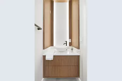 39 G St, Boston, MA 02127 - Photo 13